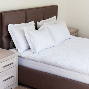 Satin bed linen WHITE (striped, 2 cm)